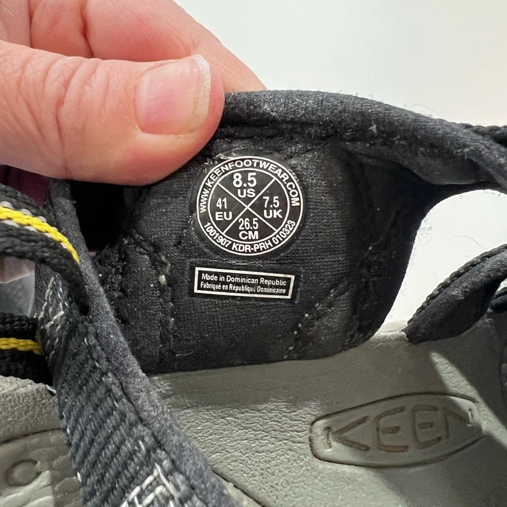 Keen Black and Yellow Outdoor Sandals - Picture 10 of 11